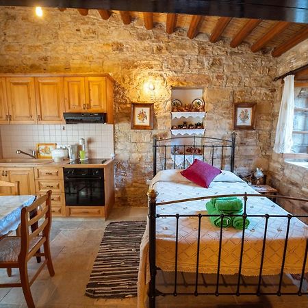 لوفو Constantias Stone Houses المظهر الخارجي الصورة
