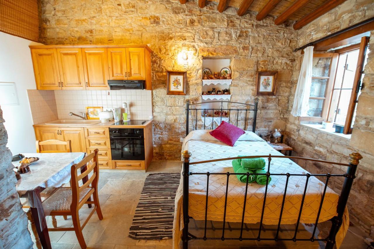 لوفو Constantias Stone Houses المظهر الخارجي الصورة