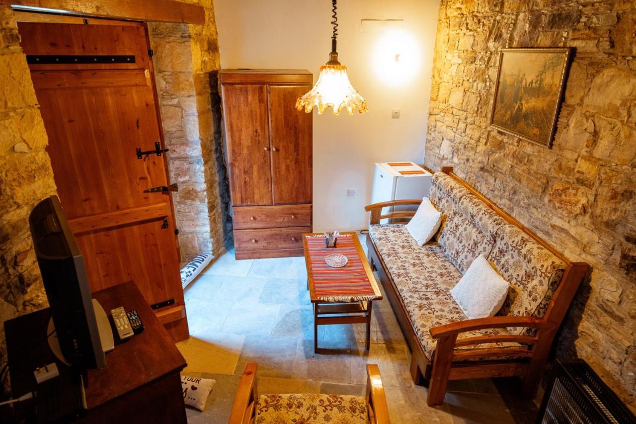 لوفو Constantias Stone Houses المظهر الخارجي الصورة